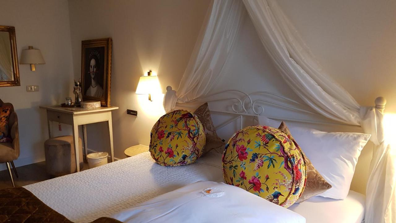Das Kleine Hotel Iphofen, Fruehstueckszauber, No Waste, Nachhaltig, Nahe Aller Weingueter, Knauf Gips Kg Und Connekt, Kleines Secret Mit Garten & Terrassen, Tv Mirrorring, 55" Tv, Fine Dining, Hunde Willkommen Εξωτερικό φωτογραφία