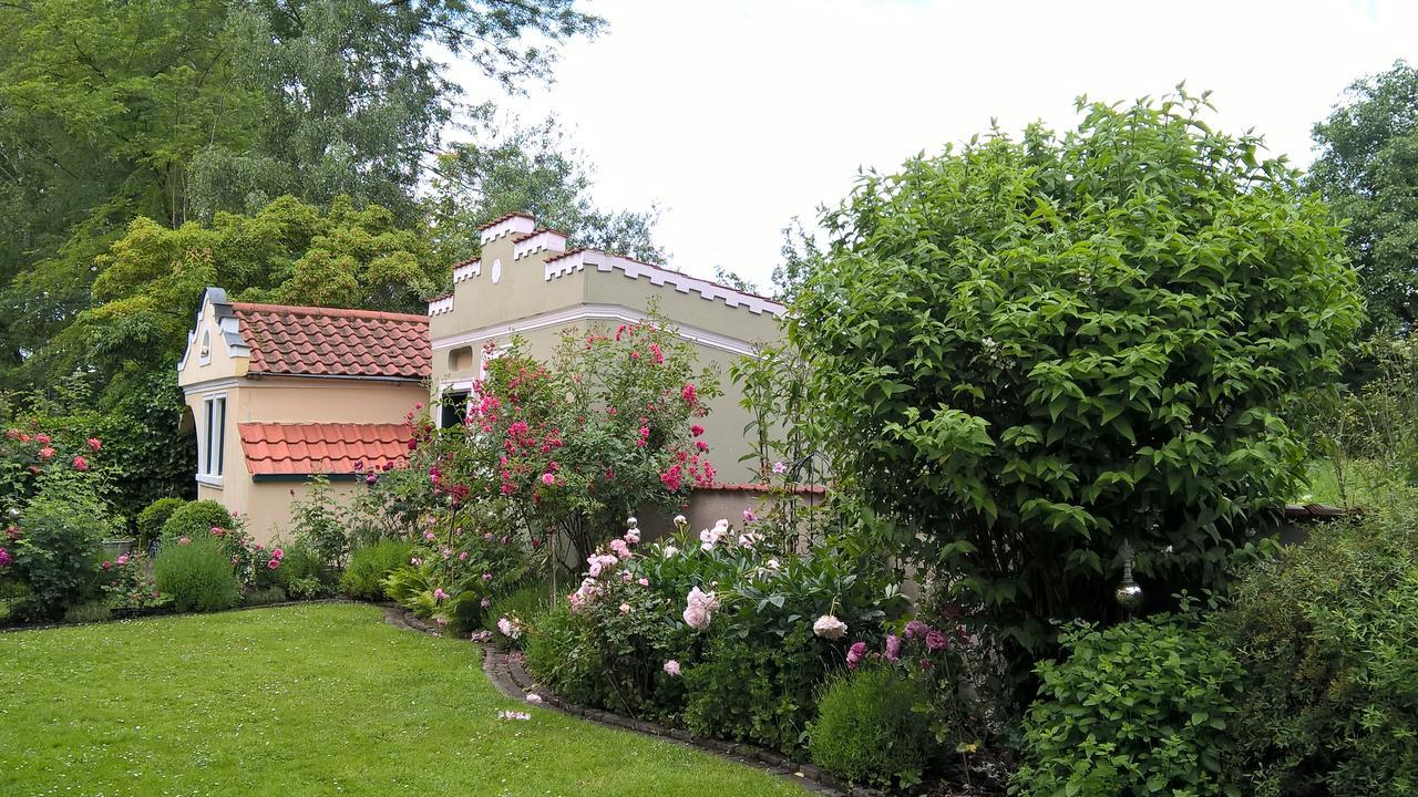 Das Kleine Hotel Iphofen, Fruehstueckszauber, No Waste, Nachhaltig, Nahe Aller Weingueter, Knauf Gips Kg Und Connekt, Kleines Secret Mit Garten & Terrassen, Tv Mirrorring, 55" Tv, Fine Dining, Hunde Willkommen Εξωτερικό φωτογραφία