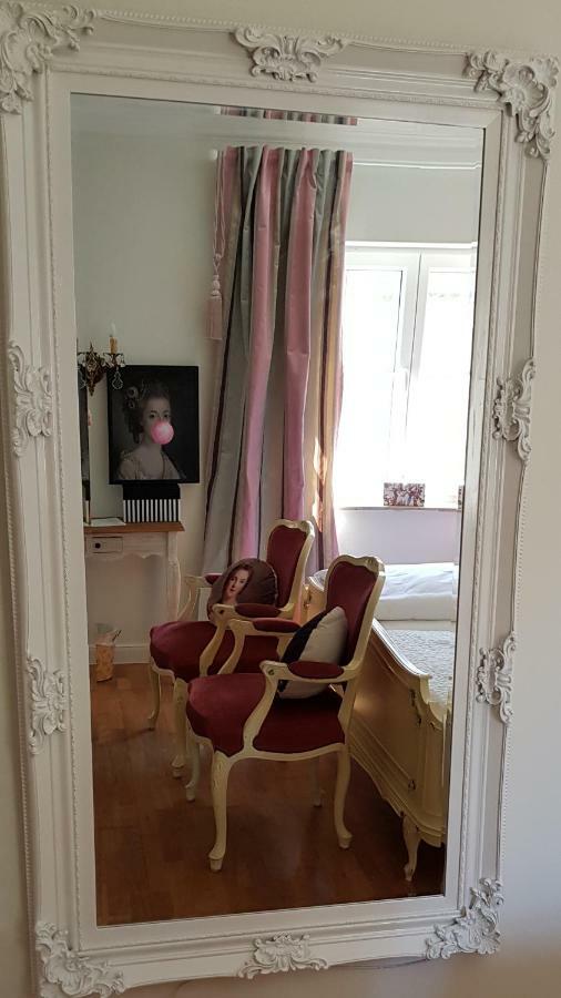 Das Kleine Hotel Iphofen, Fruehstueckszauber, No Waste, Nachhaltig, Nahe Aller Weingueter, Knauf Gips Kg Und Connekt, Kleines Secret Mit Garten & Terrassen, Tv Mirrorring, 55" Tv, Fine Dining, Hunde Willkommen Εξωτερικό φωτογραφία