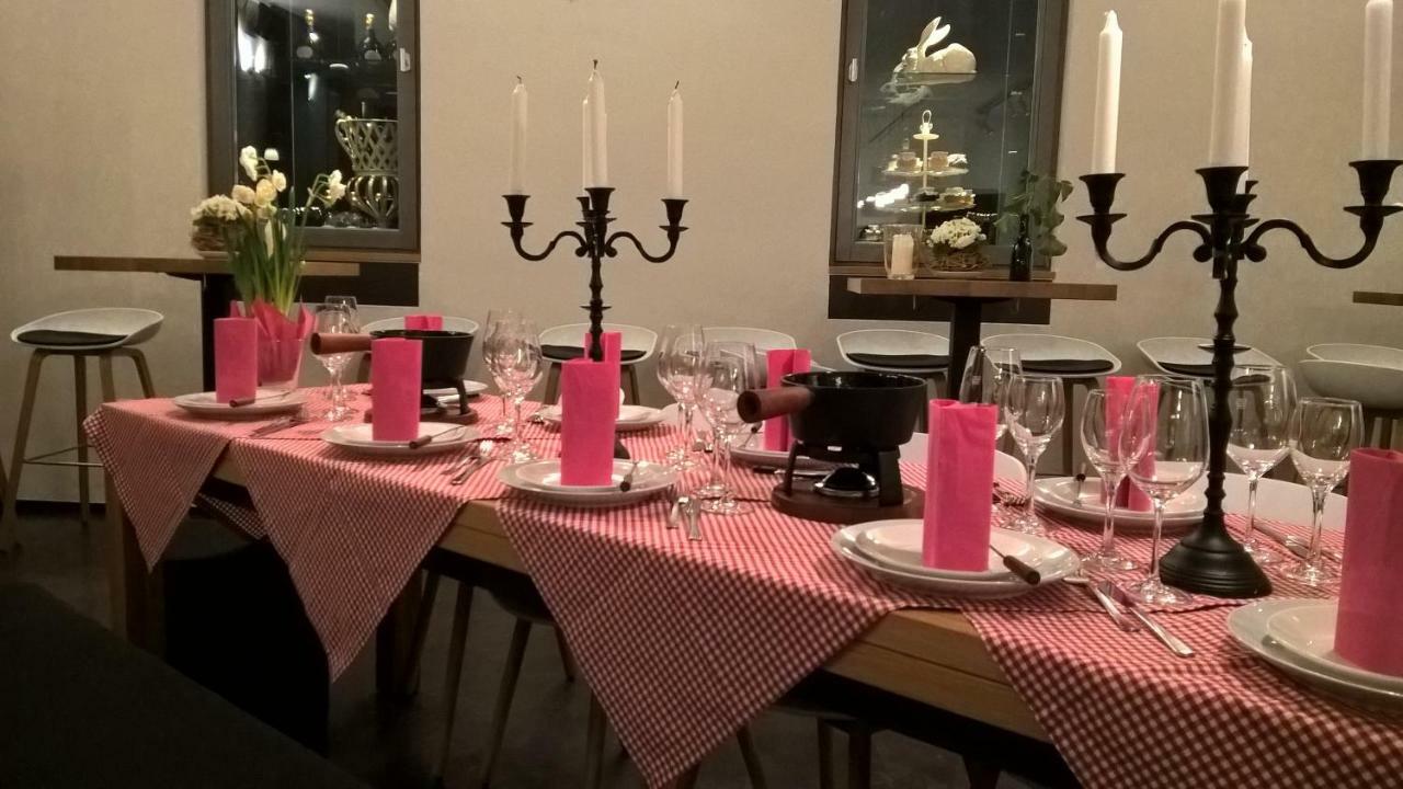 Das Kleine Hotel Iphofen, Fruehstueckszauber, No Waste, Nachhaltig, Nahe Aller Weingueter, Knauf Gips Kg Und Connekt, Kleines Secret Mit Garten & Terrassen, Tv Mirrorring, 55" Tv, Fine Dining, Hunde Willkommen Εξωτερικό φωτογραφία